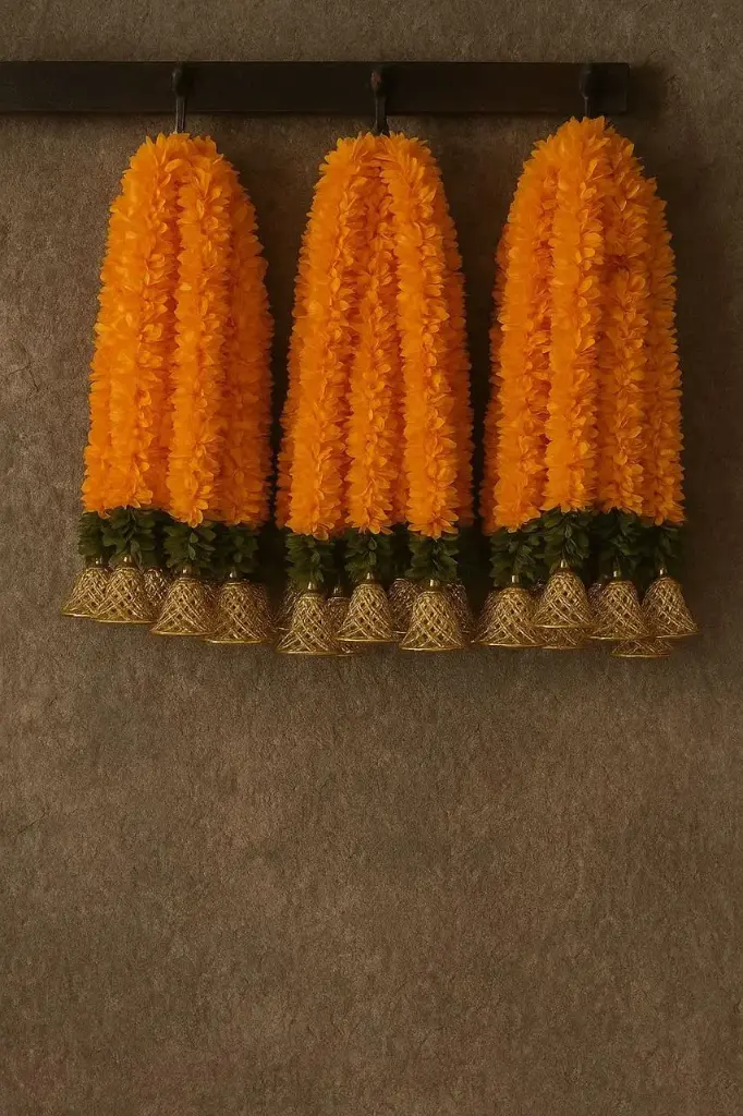 Ruchi Rasaayan   Garlands