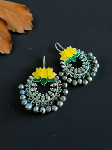 [0109EMHKYLWGRN164] Asha Earrings
