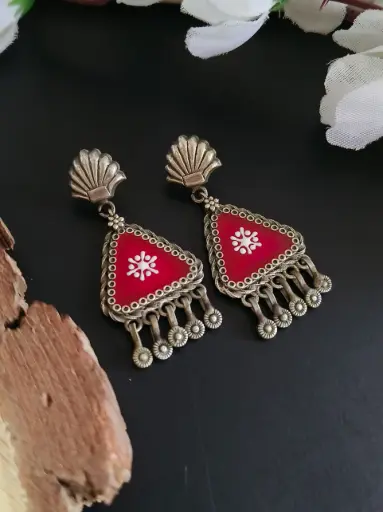 [1281EMDLMGTWHT185] Chavi Earrings