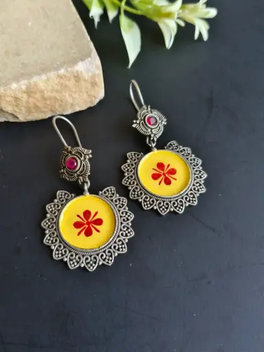 [0916EMHKYLWRED148] Nitya Earrings
