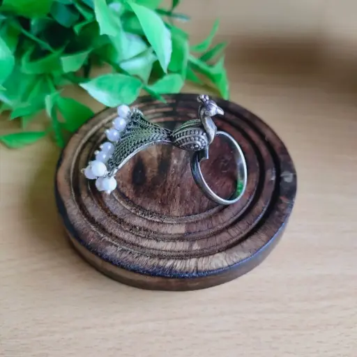 [0256FR1191] Rekha Ring